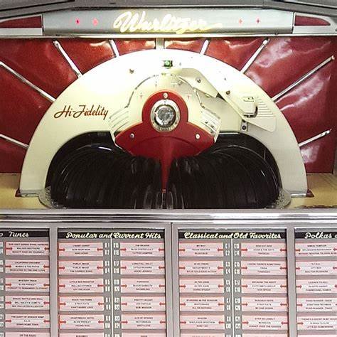 original 1955 wurlitzer 1800 vinyl jukebox original 1955 wurlitzer 1800 vinyl jukebox