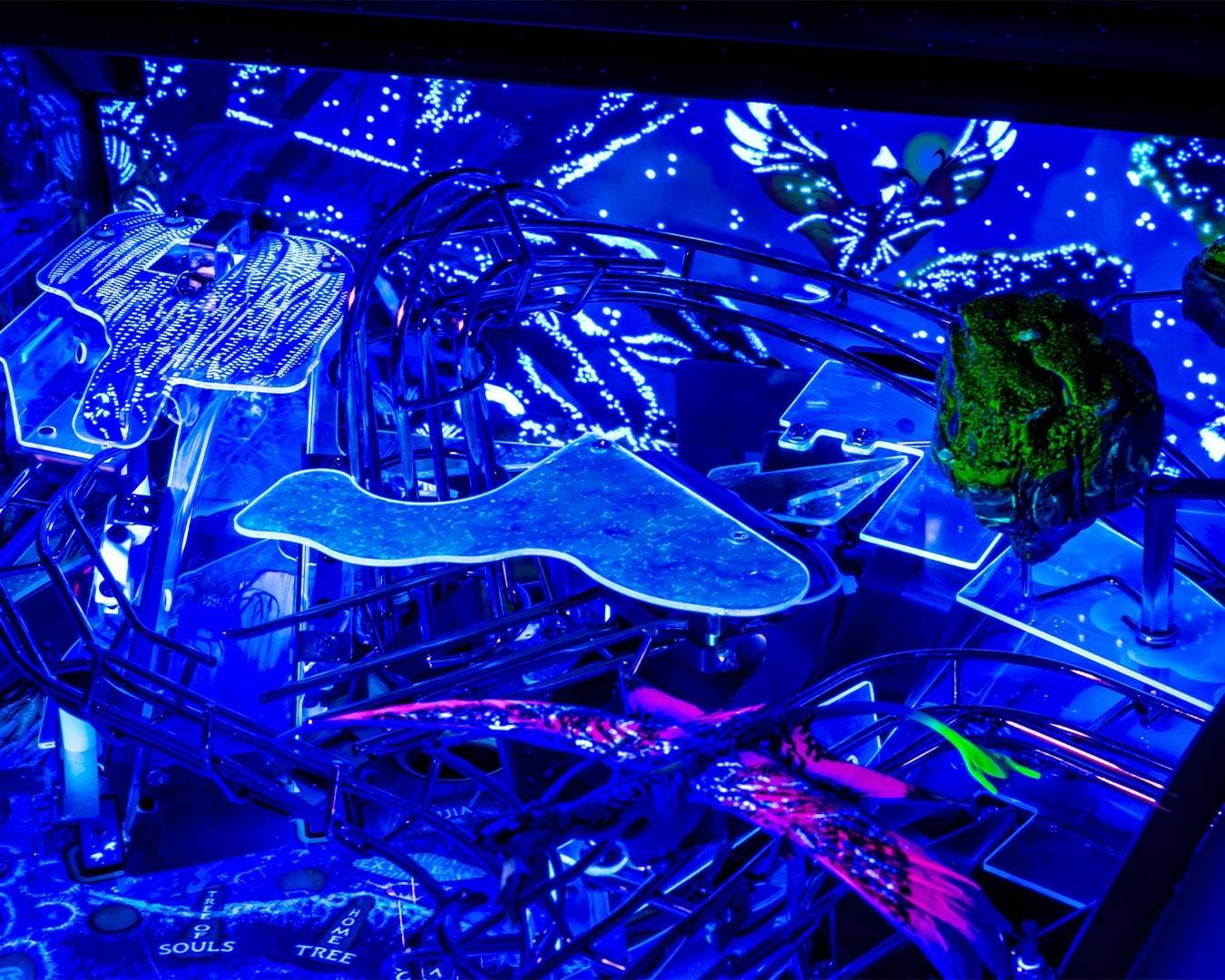 avatar: the battle for pandora limited edition pinball machine avatar: the battle for pandora limited edition pinball machine