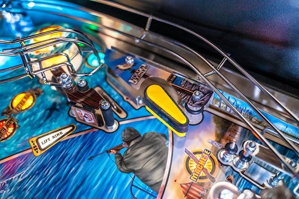 jaws pro pinball machine by stern jaws pro pinball machine by stern