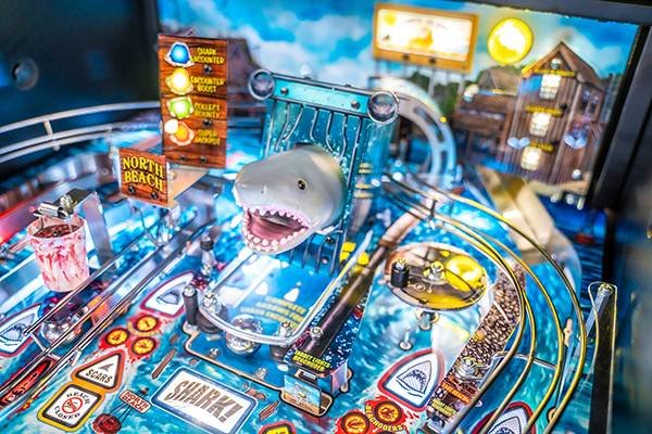 jaws pro pinball machine by stern jaws pro pinball machine by stern