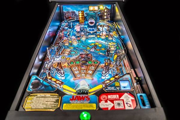 jaws pro pinball machine by stern jaws pro pinball machine by stern