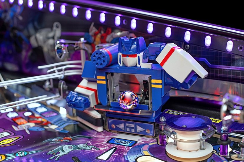 transformers limited edition pinball machine by stern (pre order) transformers limited edition pinball machine by stern (pre order)