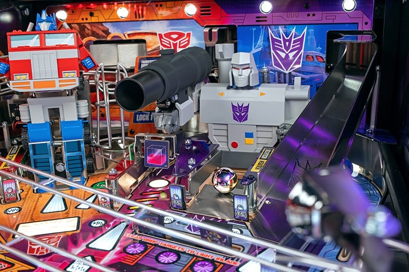 transformers limited edition pinball machine by stern (pre order) transformers limited edition pinball machine by stern (pre order)